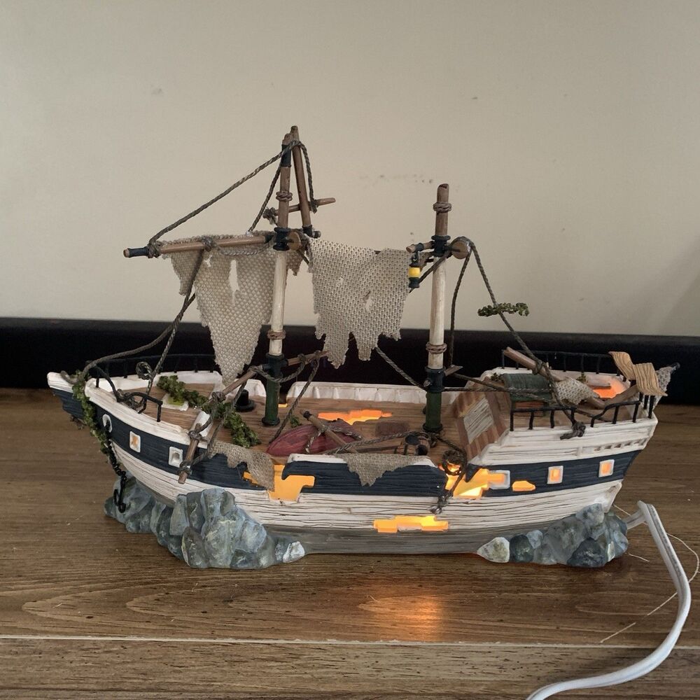 Department 56 The Spooky Schooner 56.55087 Original Box Sound Lights Work - Picture 5 of 10